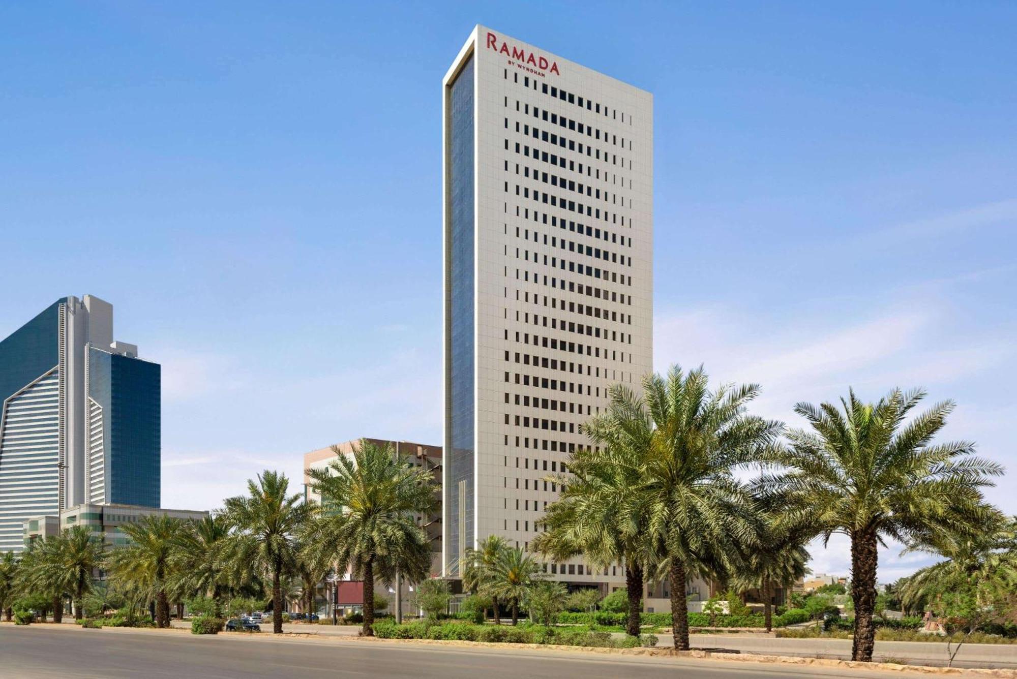 Ramada By Wyndham Riyadh King Fahd Road Εξωτερικό φωτογραφία Ramada Hotel, Al Qusais